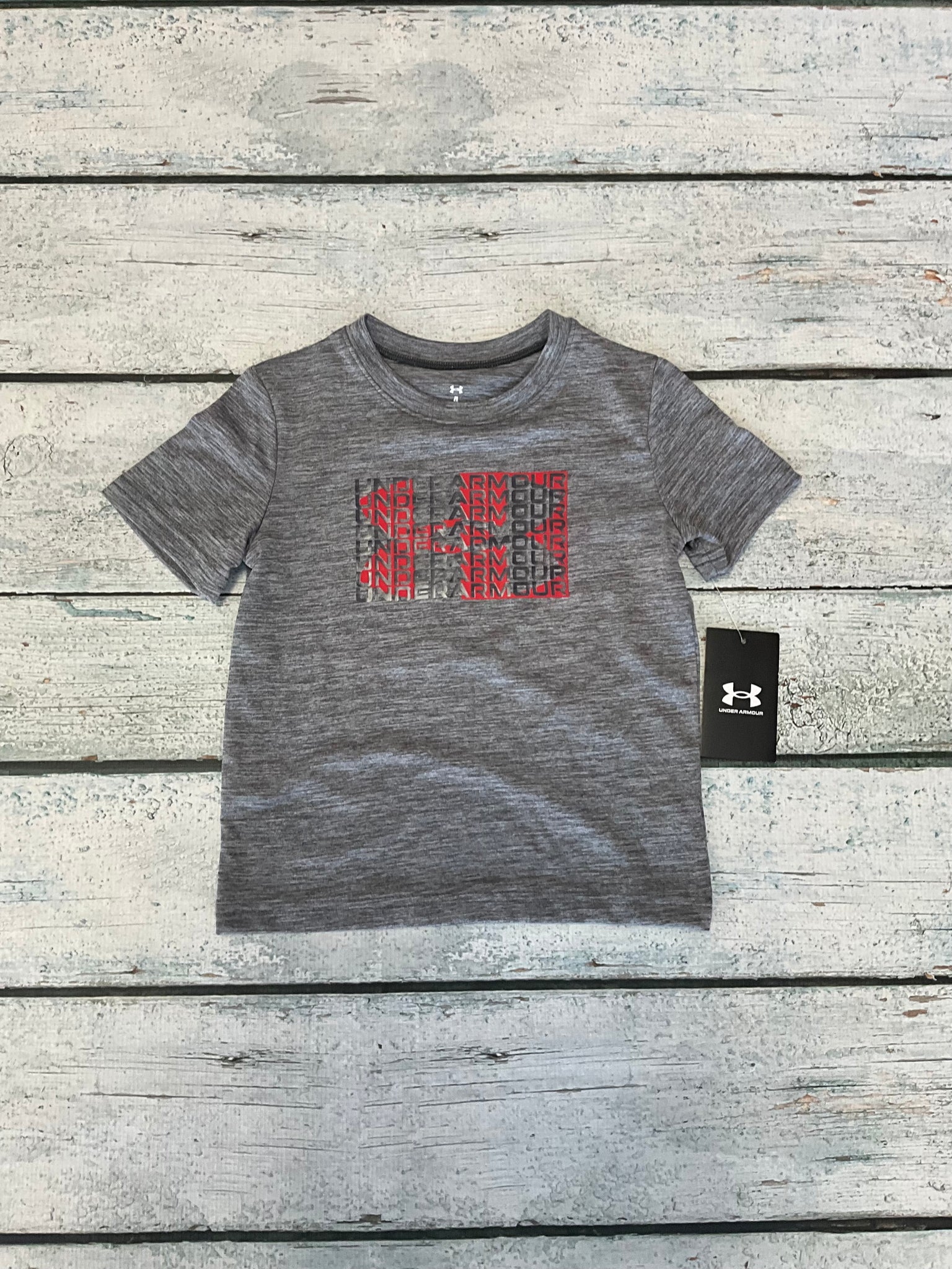 Castle rock foil logo twist shirt