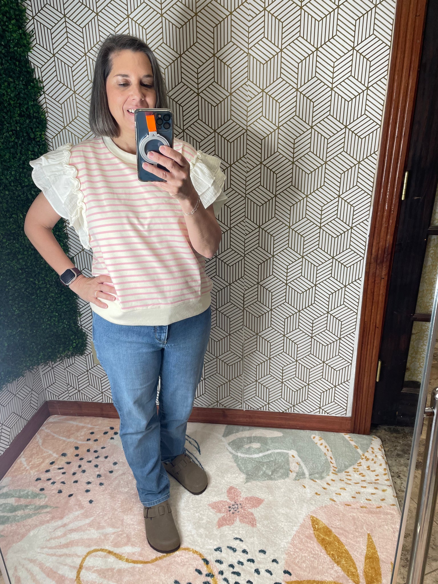 U neck Ruffled sleeve PInk and Cream Shirt
