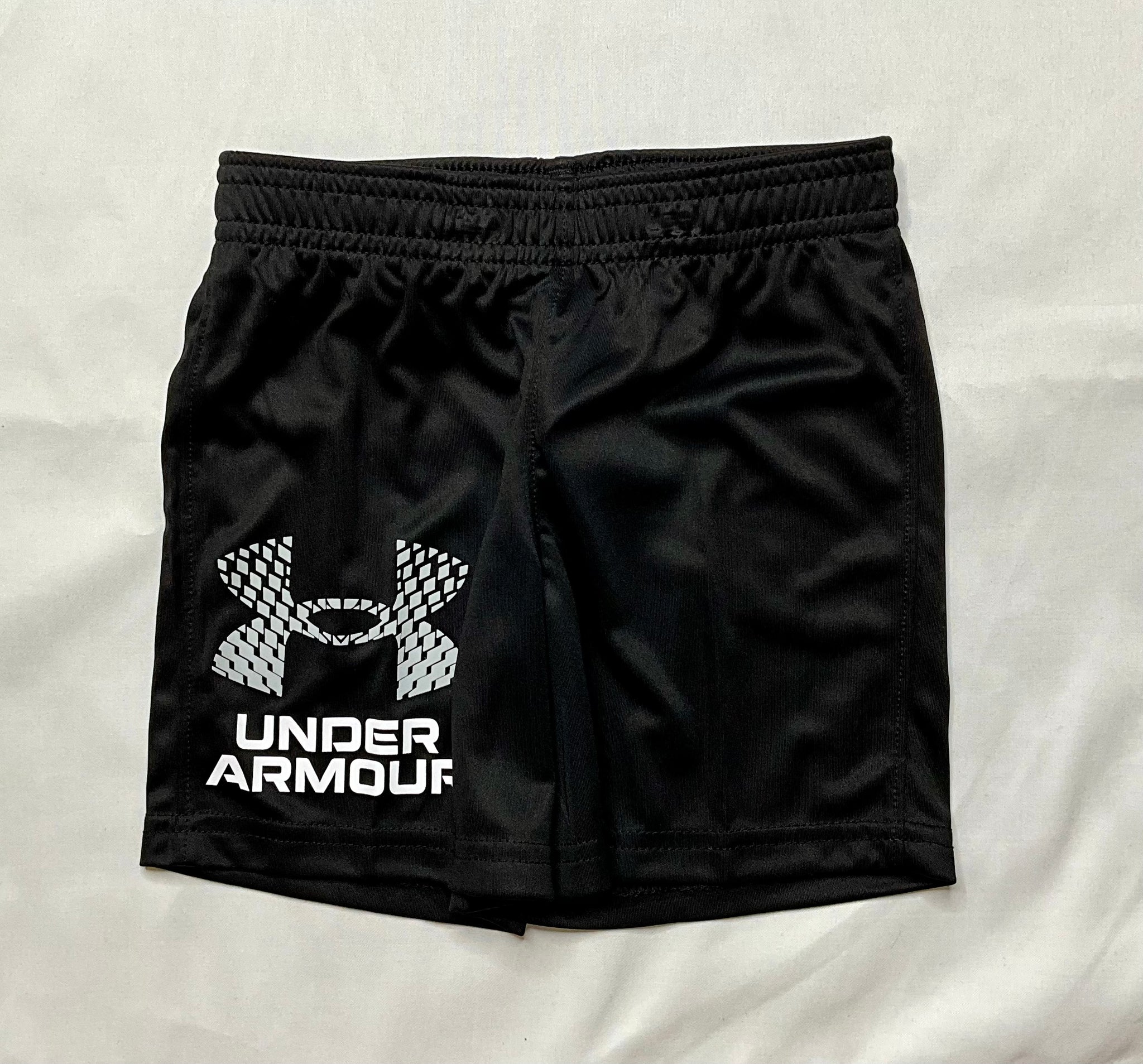 Basic Black Short