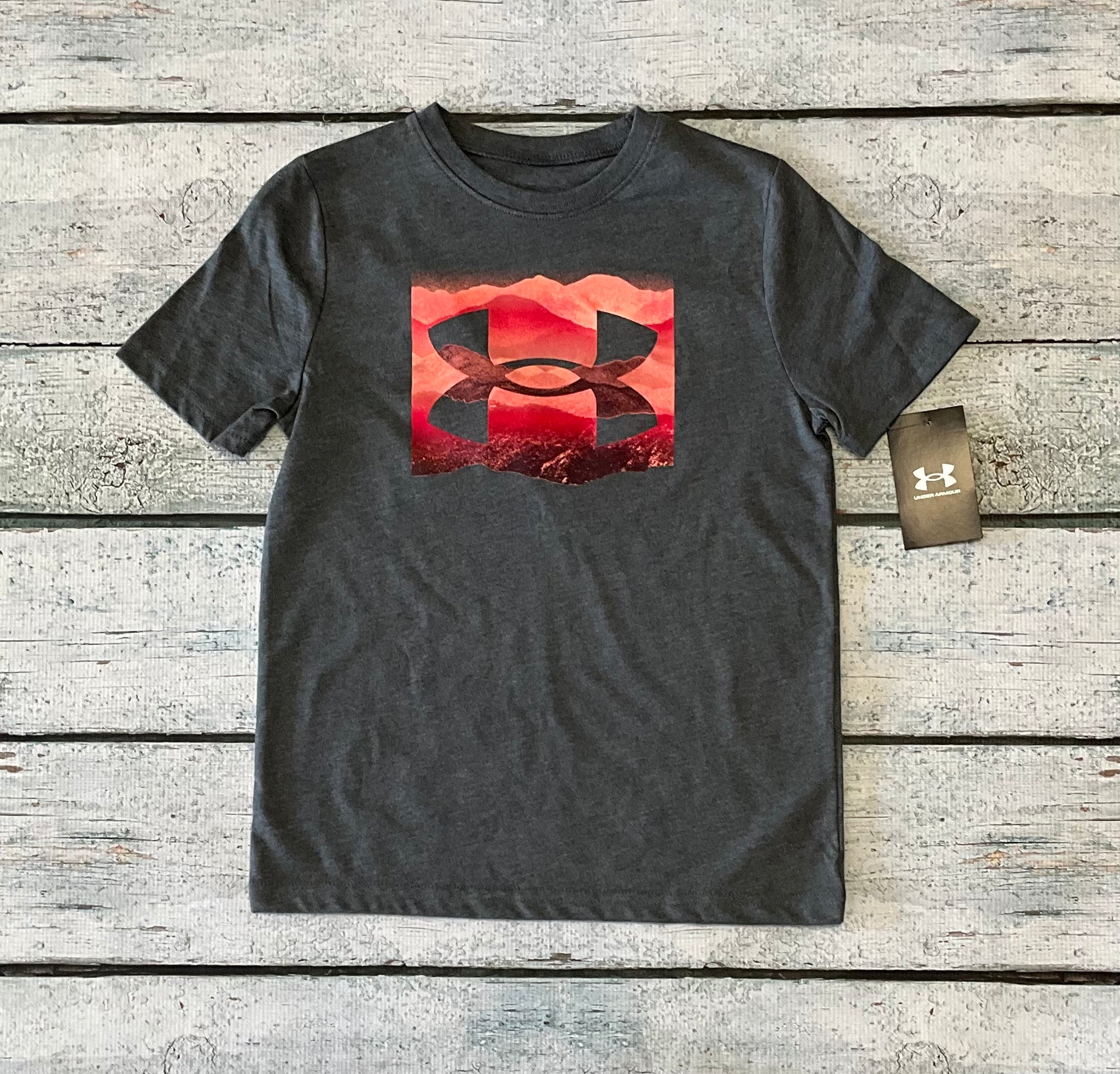 Castle rock mountain silloutte shirt