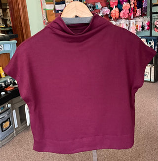 Burgundy crew neck shirt