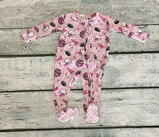 Taylor ruffled footie