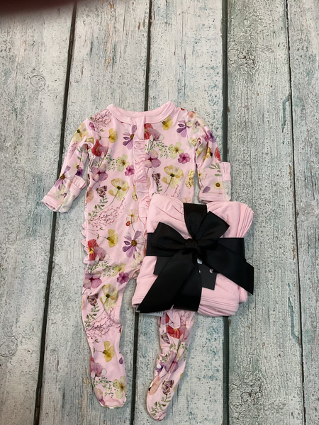 Shrinking VIolets Pressed Flowers Footie