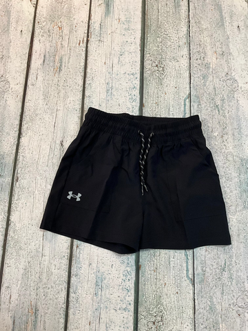 Black Base Short