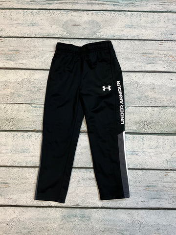 Black UA brawler pant set