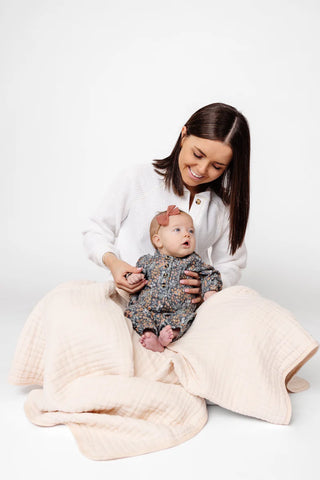 Cream Cloud Muslin Quilt
