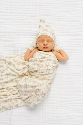 Isla Bow Print Swaddle Blanket – Ultra-Soft Newborn Wrap