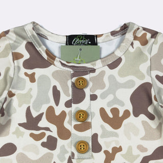 Neutral Muted Camo Knotted Baby Gown & Matching Hat Set-110 Footie/pjs/coverall/gown-Clover Cottage-Baby In Bloom