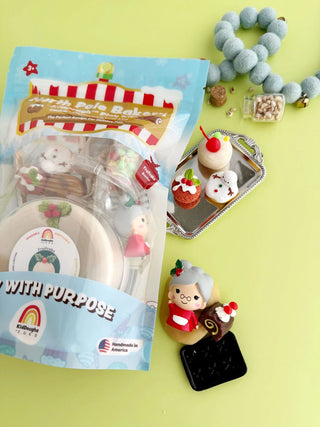 North Pole Bakery Holiday Sensory Play Dough Kit