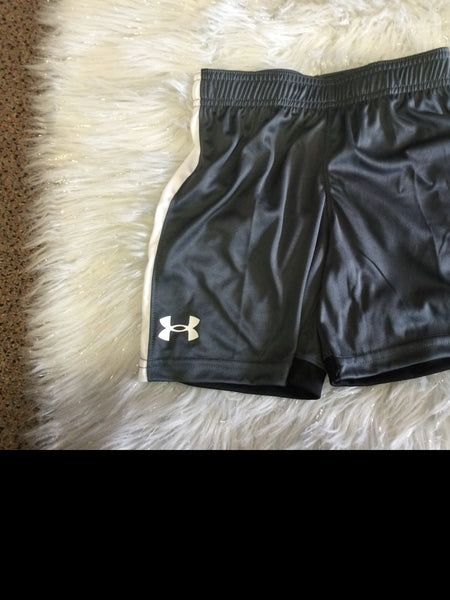 UA Pitch Gray Lead Short